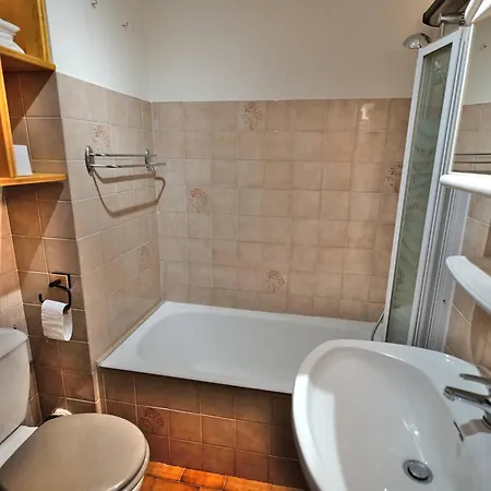 Confortable Pour 4 Avec Balcon Au Calme Pres Des Pistes - Fr-1-458-177 * לה גראן-בורנו